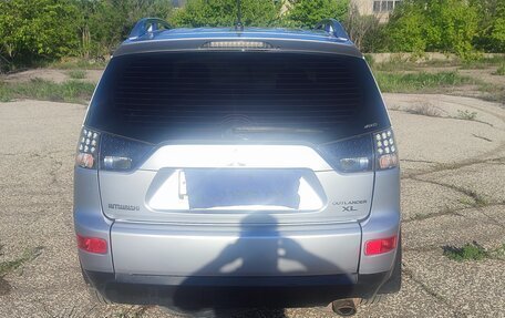 Mitsubishi Outlander III рестайлинг 3, 2008 год, 1 500 000 рублей, 13 фотография