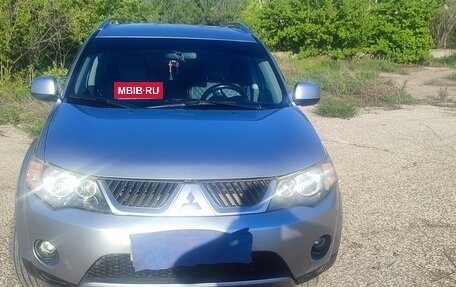 Mitsubishi Outlander III рестайлинг 3, 2008 год, 1 500 000 рублей, 17 фотография