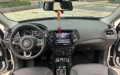 Jeep Compass II, 2020 год, 1 440 000 рублей, 9 фотография