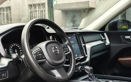 Volvo XC60 II, 2020 год, 2 300 000 рублей, 9 фотография