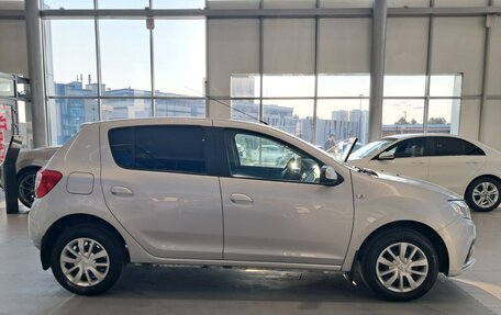 Renault Sandero II рестайлинг, 2020 год, 1 179 000 рублей, 8 фотография