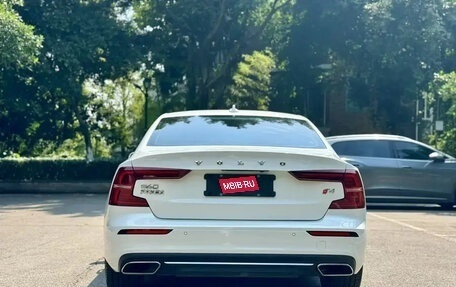 Volvo S60 III, 2020 год, 2 000 000 рублей, 5 фотография
