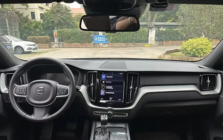 Volvo XC60 II, 2020 год, 2 300 000 рублей, 6 фотография