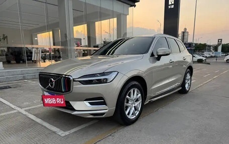 Volvo XC60 II, 2021 год, 2 300 000 рублей, 3 фотография