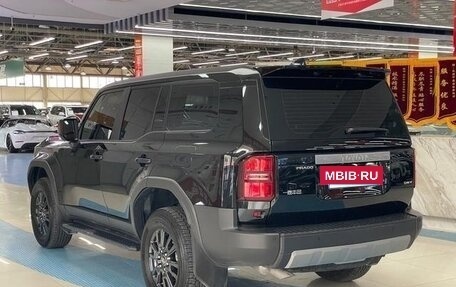 Toyota Land Cruiser Prado, 2024 год, 8 600 000 рублей, 5 фотография