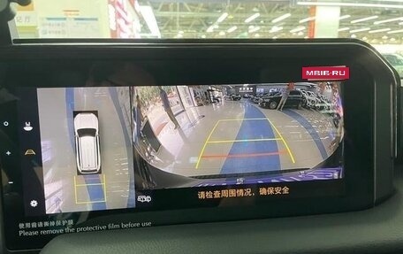 Toyota Land Cruiser Prado, 2024 год, 8 600 000 рублей, 20 фотография