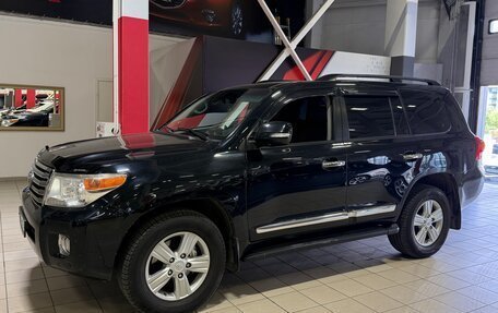 Toyota Land Cruiser 200, 2012 год, 4 500 000 рублей, 2 фотография
