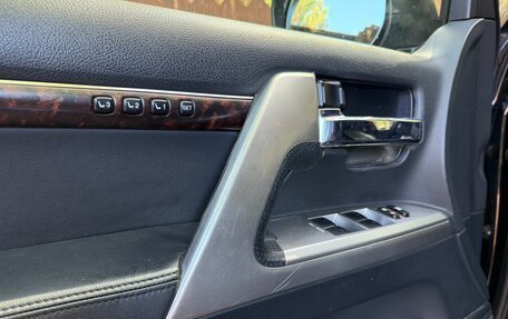 Toyota Land Cruiser 200, 2012 год, 4 500 000 рублей, 13 фотография