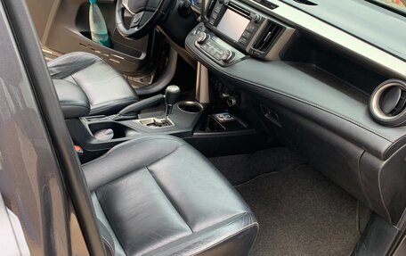 Toyota RAV4, 2014 год, 2 200 000 рублей, 10 фотография