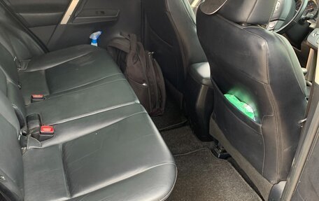 Toyota RAV4, 2014 год, 2 200 000 рублей, 11 фотография