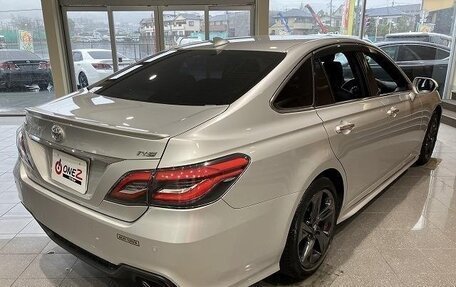 Toyota Crown, 2021 год, 2 980 000 рублей, 3 фотография