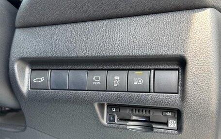 Toyota Harrier, 2021 год, 2 940 000 рублей, 15 фотография