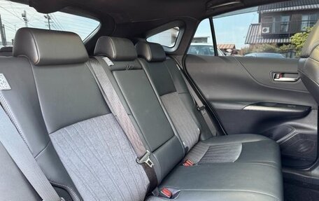 Toyota Harrier, 2021 год, 2 940 000 рублей, 29 фотография