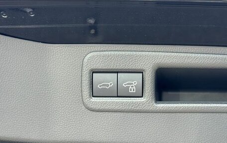Toyota Harrier, 2021 год, 2 940 000 рублей, 31 фотография