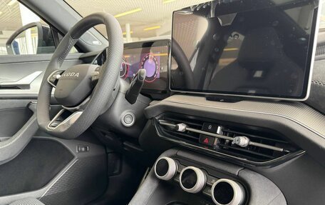 Skoda Kodiaq, 2025 год, 5 850 000 рублей, 17 фотография
