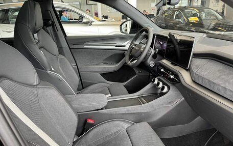 Skoda Kodiaq, 2025 год, 5 850 000 рублей, 16 фотография