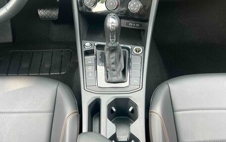 Volkswagen Bora, 2022 год, 1 297 000 рублей, 18 фотография