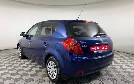 KIA cee'd I рестайлинг, 2009 год, 636 000 рублей, 7 фотография