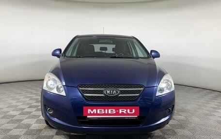 KIA cee'd I рестайлинг, 2009 год, 636 000 рублей, 2 фотография