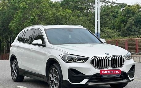 BMW X1, 2021 год, 2 700 000 рублей, 3 фотография