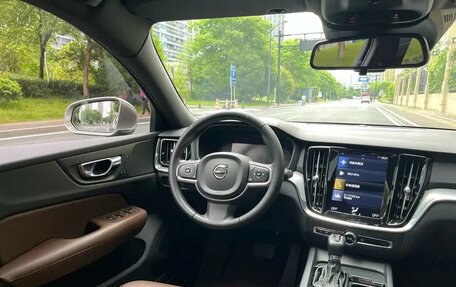 Volvo S60 III, 2020 год, 2 000 000 рублей, 8 фотография