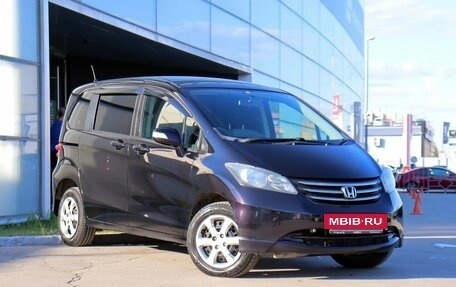 Honda Freed I, 2010 год, 1 120 000 рублей, 3 фотография