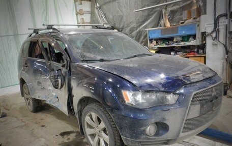 Mitsubishi Outlander III рестайлинг 3, 2011 год, 799 000 рублей, 3 фотография