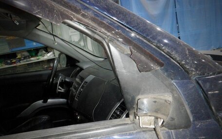 Mitsubishi Outlander III рестайлинг 3, 2011 год, 799 000 рублей, 26 фотография