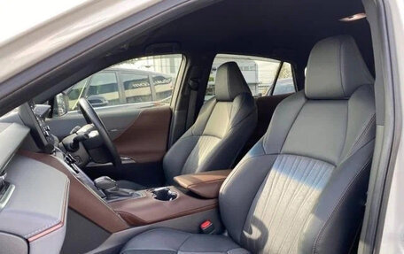 Toyota Harrier, 2021 год, 2 299 199 рублей, 8 фотография