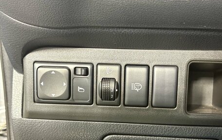 Nissan Note II рестайлинг, 2013 год, 890 000 рублей, 12 фотография
