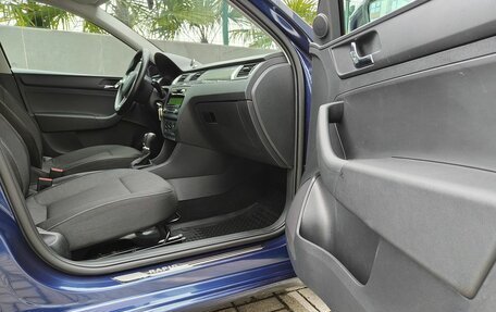 Skoda Rapid I, 2014 год, 1 247 000 рублей, 19 фотография