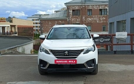 Peugeot 5008 II, 2018 год, 1 899 000 рублей, 2 фотография