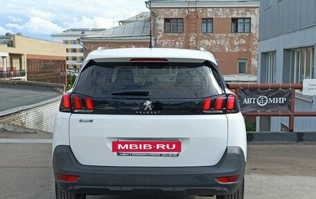 Peugeot 5008 II, 2018 год, 1 899 000 рублей, 6 фотография