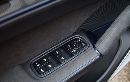 Porsche Cayenne III, 2024 год, 31 990 000 рублей, 7 фотография