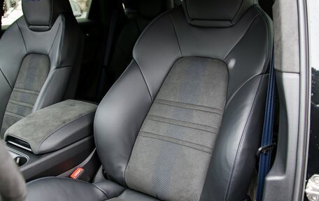 Porsche Cayenne III, 2024 год, 31 990 000 рублей, 10 фотография