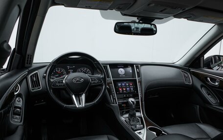 Infiniti Q50 I рестайлинг, 2018 год, 2 329 000 рублей, 9 фотография