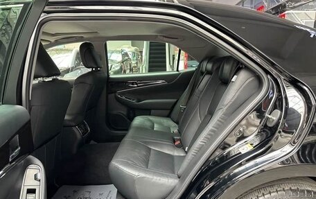 Toyota Crown, 2018 год, 3 100 000 рублей, 11 фотография