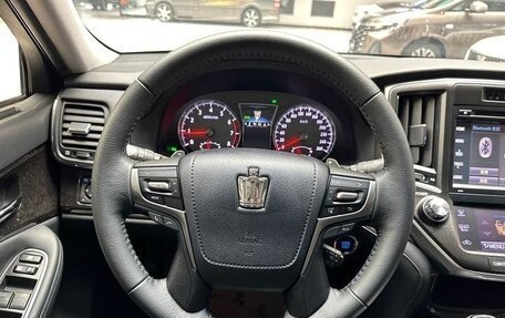 Toyota Crown, 2018 год, 3 100 000 рублей, 18 фотография