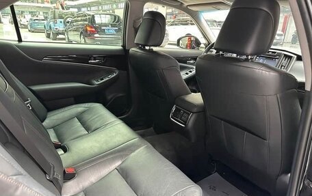 Toyota Crown, 2018 год, 3 100 000 рублей, 21 фотография
