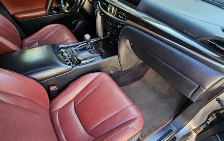 Lexus LX III, 2016 год, 6 700 000 рублей, 7 фотография