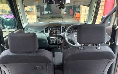 Nissan Roox, 2011 год, 750 000 рублей, 27 фотография