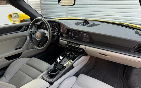 Porsche 911, 2020 год, 16 990 000 рублей, 12 фотография