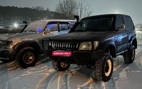 Toyota Land Cruiser Prado 90 рестайлинг, 1997 год, 1 100 000 рублей, 2 фотография