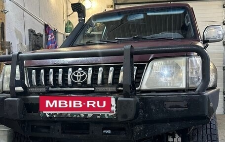 Toyota Land Cruiser Prado 90 рестайлинг, 1997 год, 1 100 000 рублей, 5 фотография