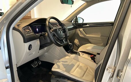 Volkswagen Tiguan II, 2017 год, 2 200 000 рублей, 8 фотография