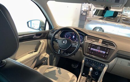 Volkswagen Tiguan II, 2017 год, 2 200 000 рублей, 9 фотография