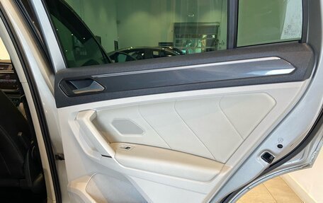 Volkswagen Tiguan II, 2017 год, 2 200 000 рублей, 16 фотография