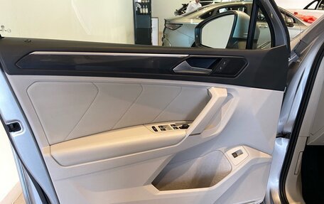 Volkswagen Tiguan II, 2017 год, 2 200 000 рублей, 17 фотография