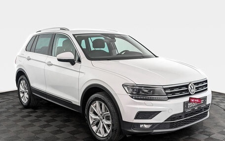 Volkswagen Tiguan II, 2019 год, 2 750 000 рублей, 3 фотография