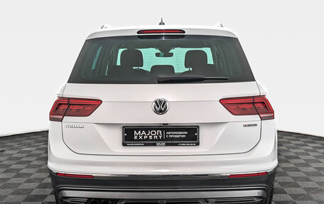 Volkswagen Tiguan II, 2019 год, 2 750 000 рублей, 6 фотография